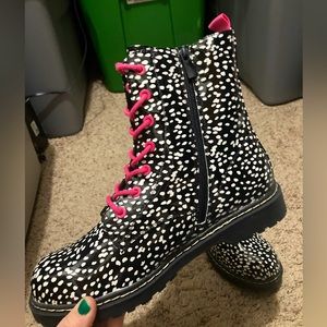 NWOT Betsey Johnson Side Zip Combat Rain Boots